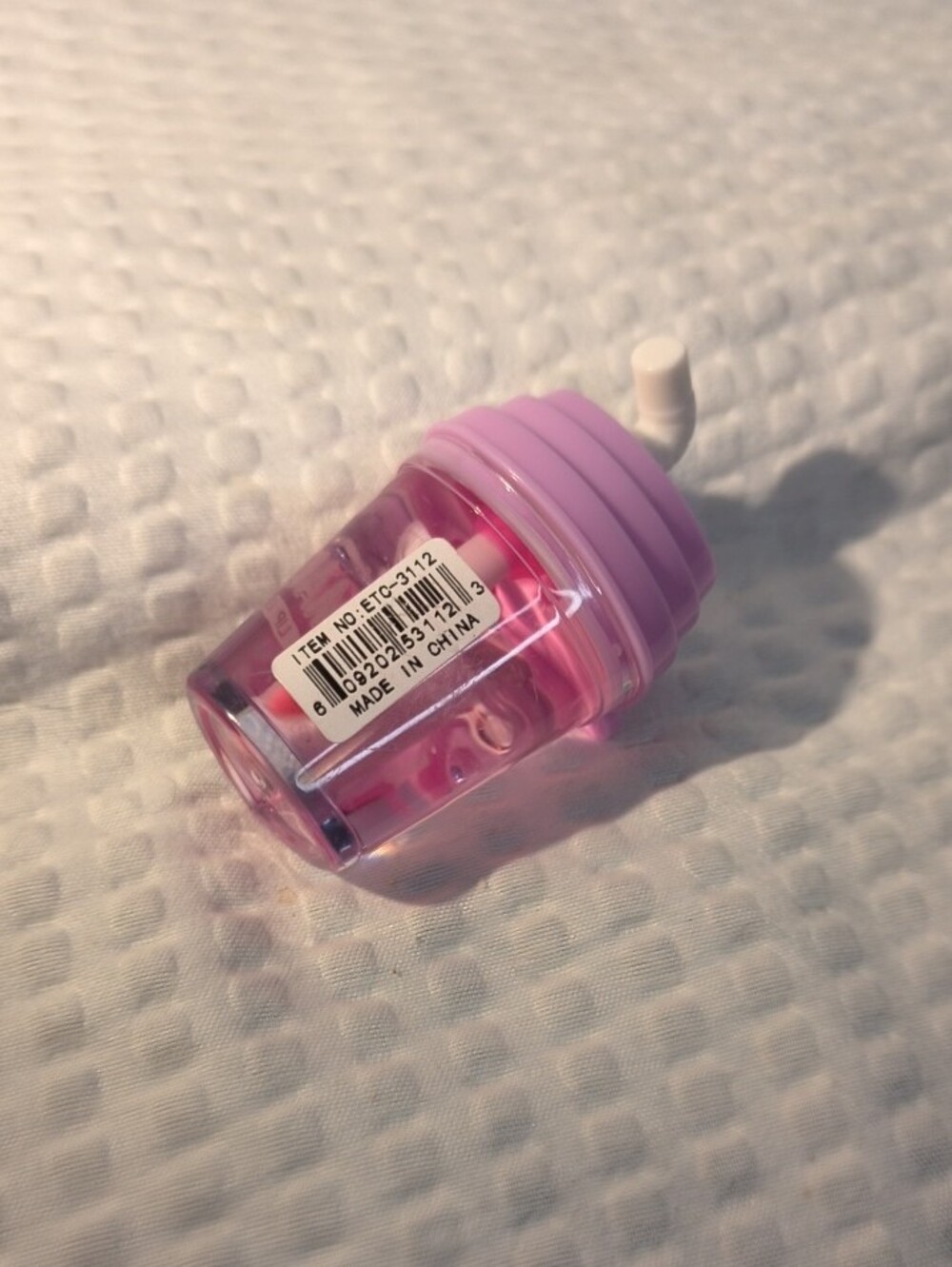 Magic Lip Oil Cup Shaped Lip Gloss - - Picture 4 of 4